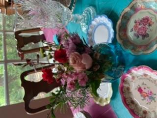 Vintage collect paper plates