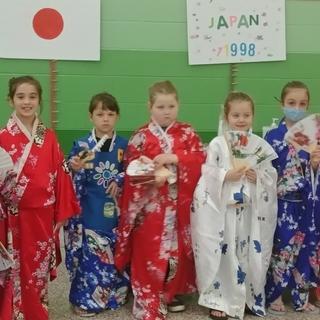 Daisy Troop in kimonos with fans