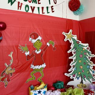Grinch 17.32-in Lighted Dr. Seuss The Grinch Merry Christmas Battery-operated Batteries Included Christmas Decor In The Christmas Decor Department At