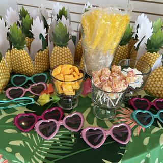 Favor boxes