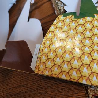 Not enough glue to use without tape