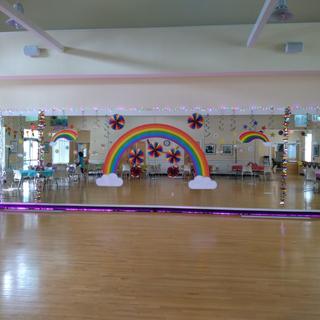 Dancing over the Rainbow