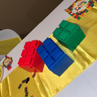 Color brick “Yellow” table
