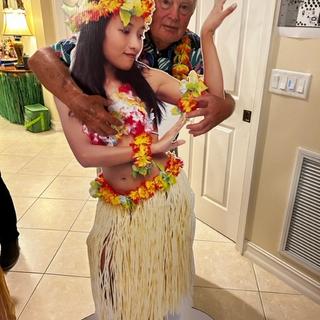 Guest  from  England    posing  with  Hula   gal
