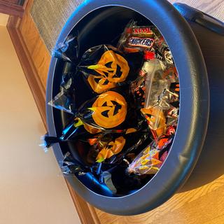 Holds lots of candy🍫🍭🍫🍭