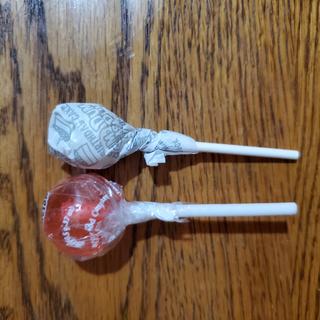 Compared to  dumdum for size reference. Shorter stick but more candy.