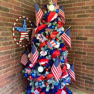 Patriotic porch tree