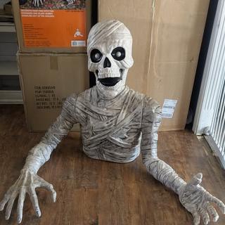 Awesome Halloween Decoration