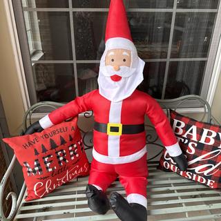 Santa waiting for visitors 🎄