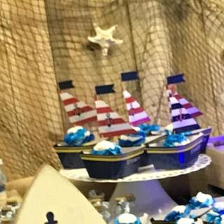 Sailboats cupcake holders