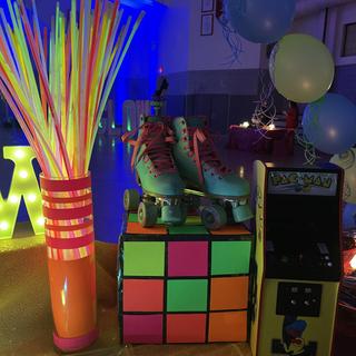 Added so much color for a neon event!