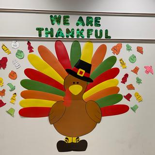 Added things to be thankful for on the sides.
