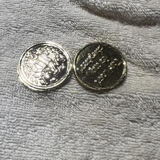 Cannot read the writing or see the image