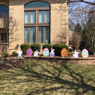 Outdoor Easter decor
