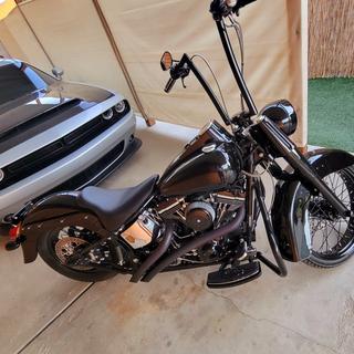 V-Twin Manufacturing Black Butt Bucket Solo Seat - 47-0624 for