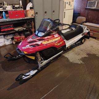 テリー Kimpex 15 in. Smoke Windshield - 274881 for Select Ski-Doo