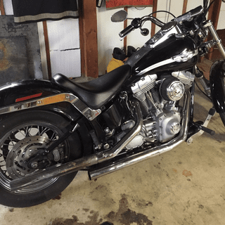 V-Twin Manufacturing Black Butt Bucket Solo Seat - 47-0624 for