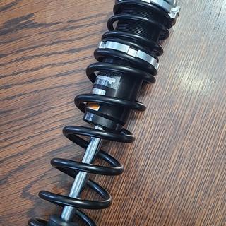 ススk2 Sports Parts Inc. Track (Center) Gas Shock - SU-04315S for 2013