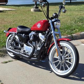 Mustang Seats 15 in. Wide Vintage Solo Seat - 75759 for 1996-2003