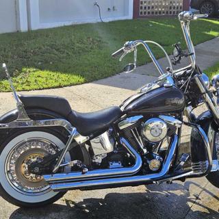 V-Twin Manufacturing Chrome 1 1/4 in. Front Engine Bar - 51-0897