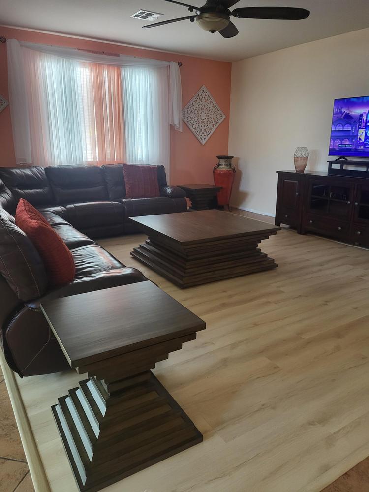 Hannodream Coffee Table | Ashley