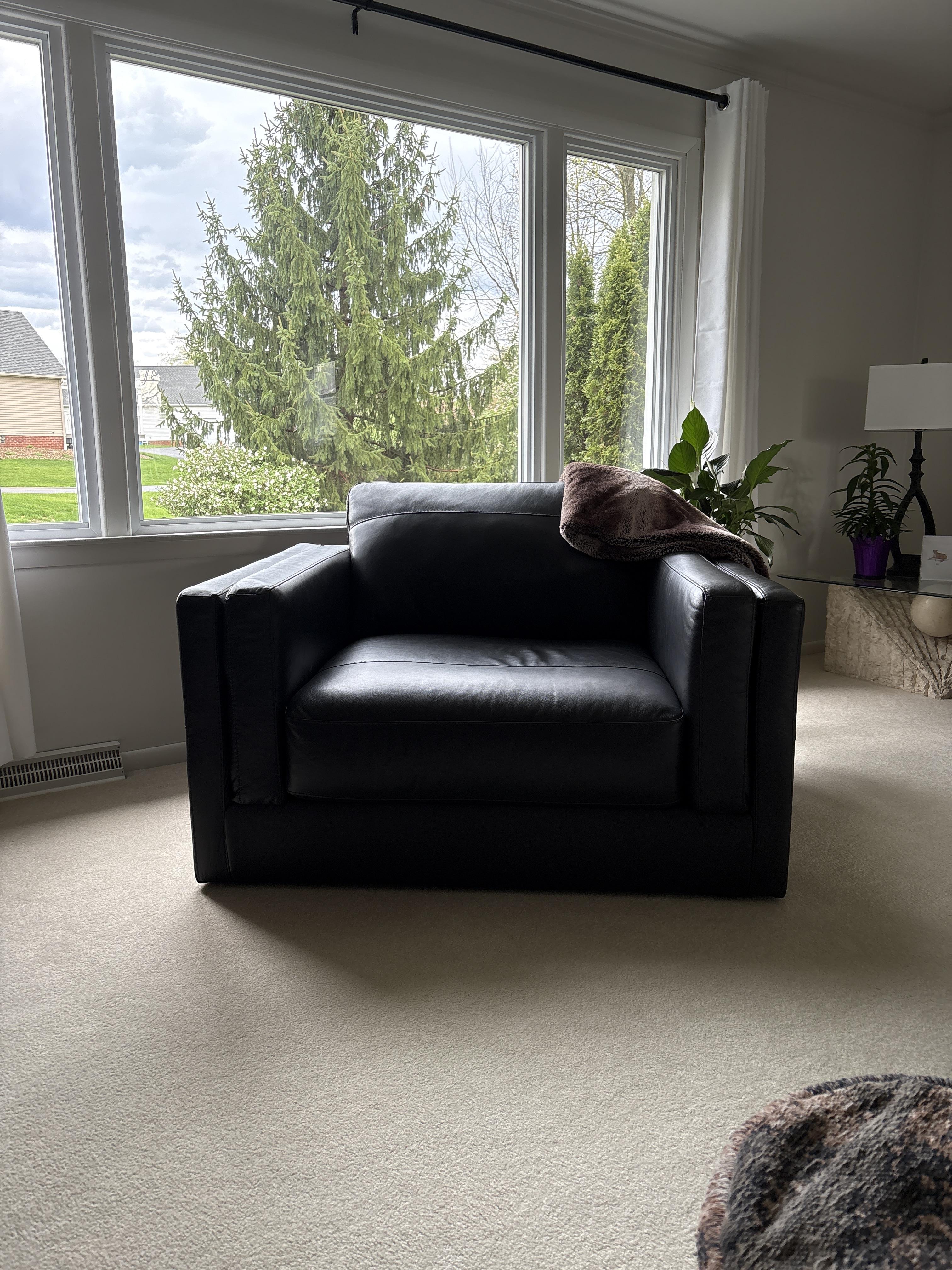 Amiata Oversized Leather Chair | Ashley