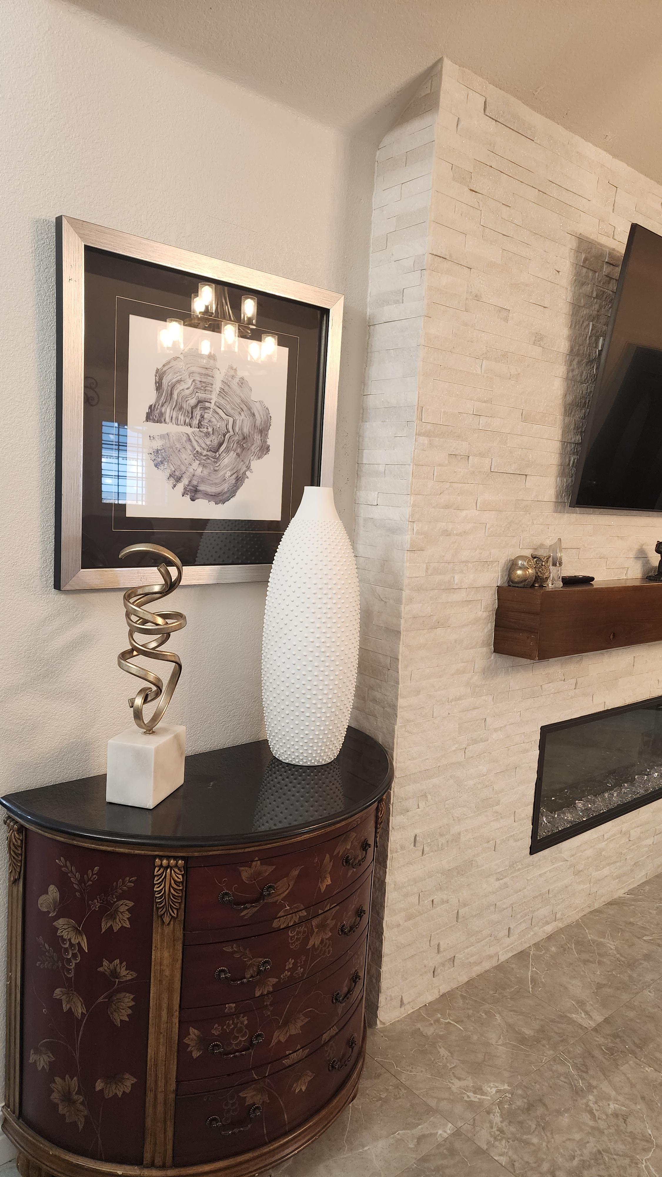 Pallaton Sculpture | Ashley