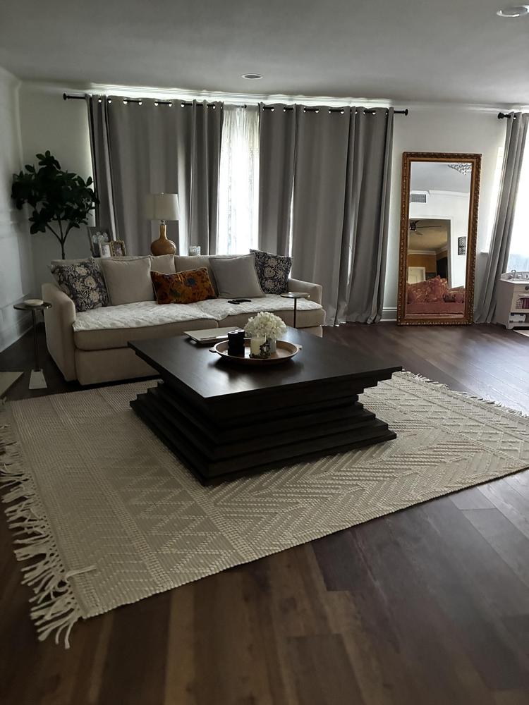 Hannodream Coffee Table | Ashley