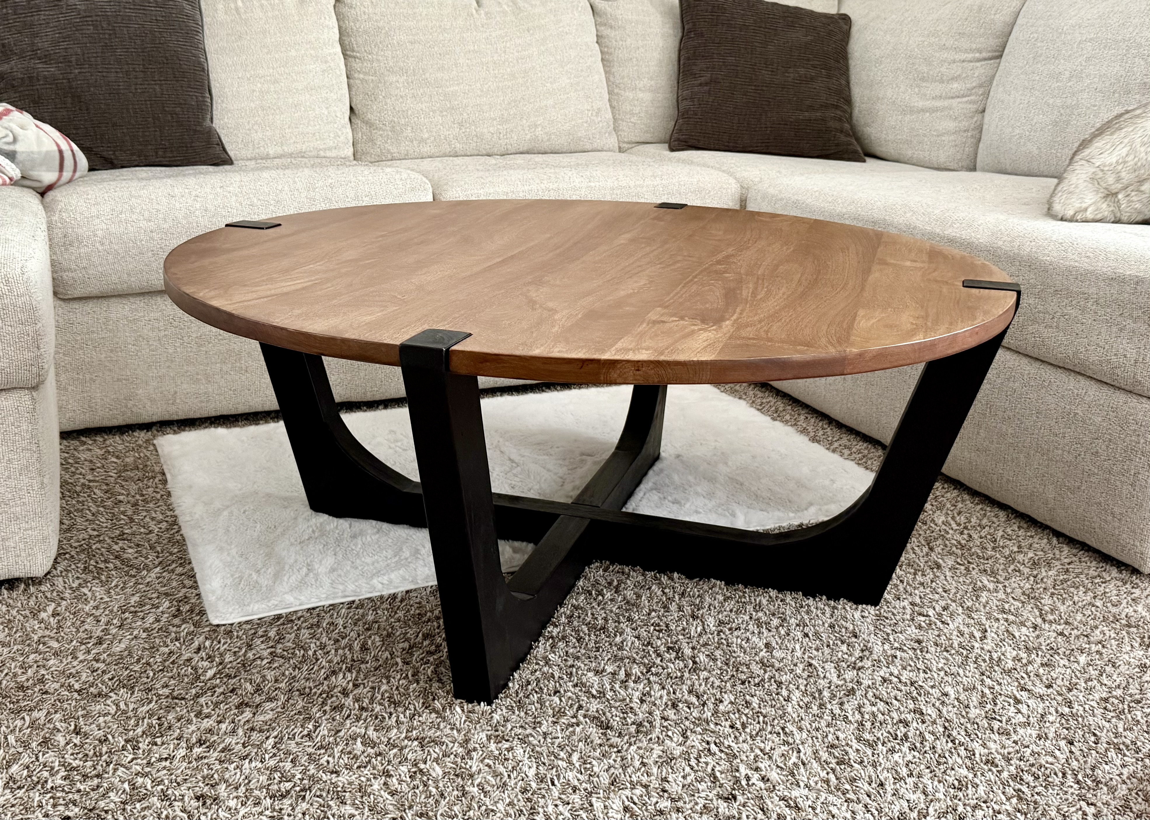 Hanneforth Coffee Table | Ashley