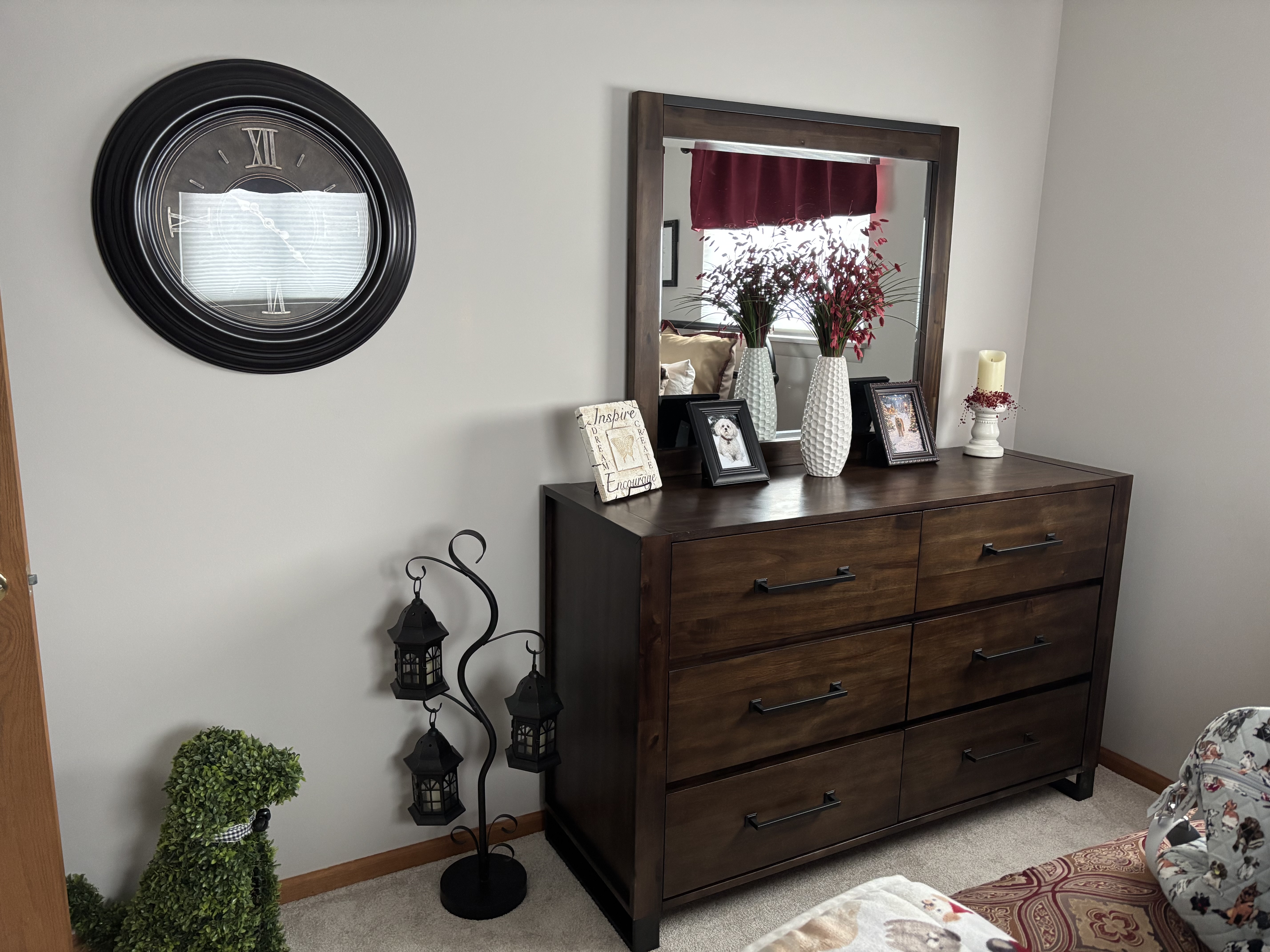 Zumbado 6 Drawer Dresser | Ashley