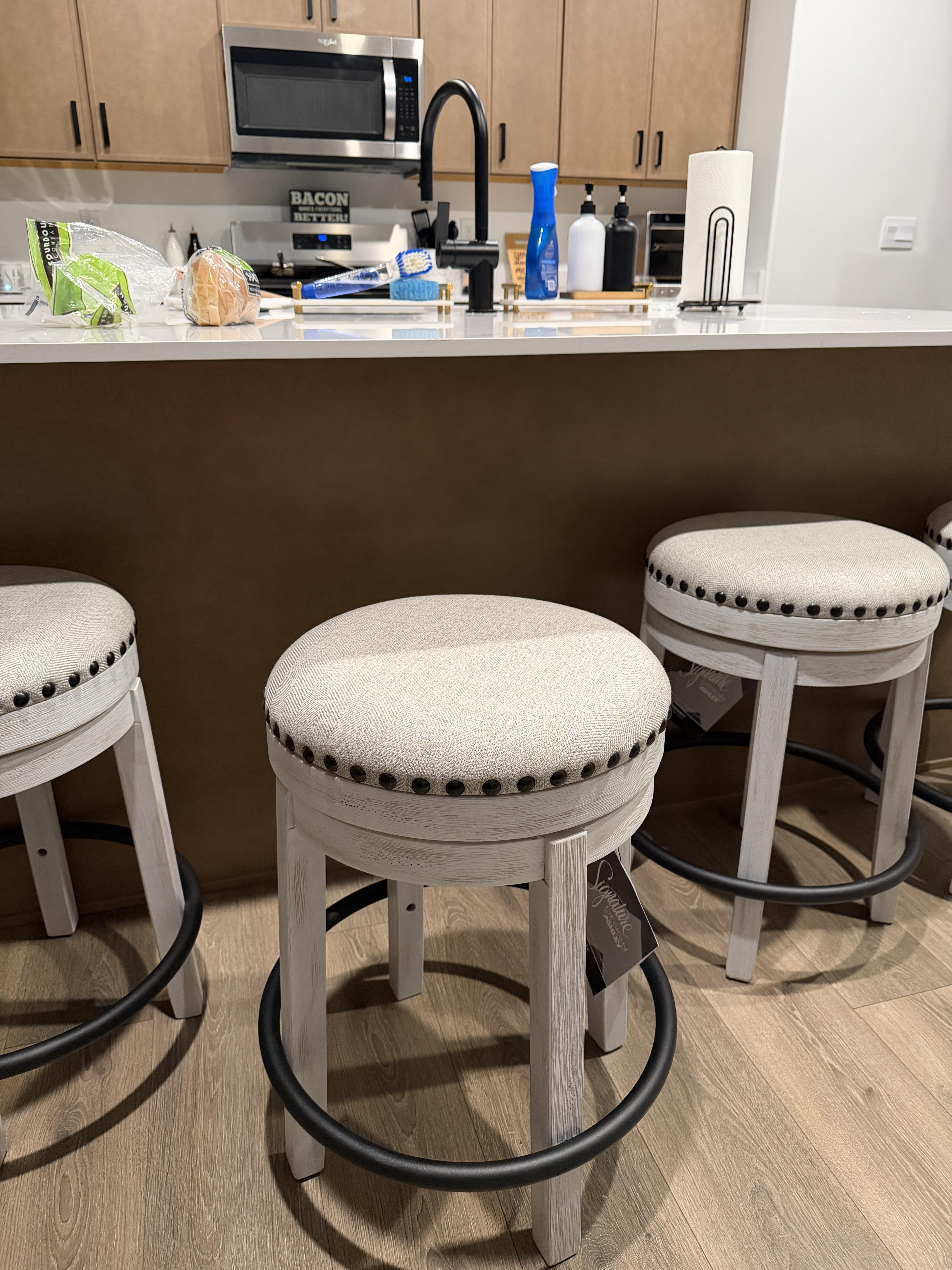 Valebeck Counter Height Upholstered Backless Bar Stool | Ashley