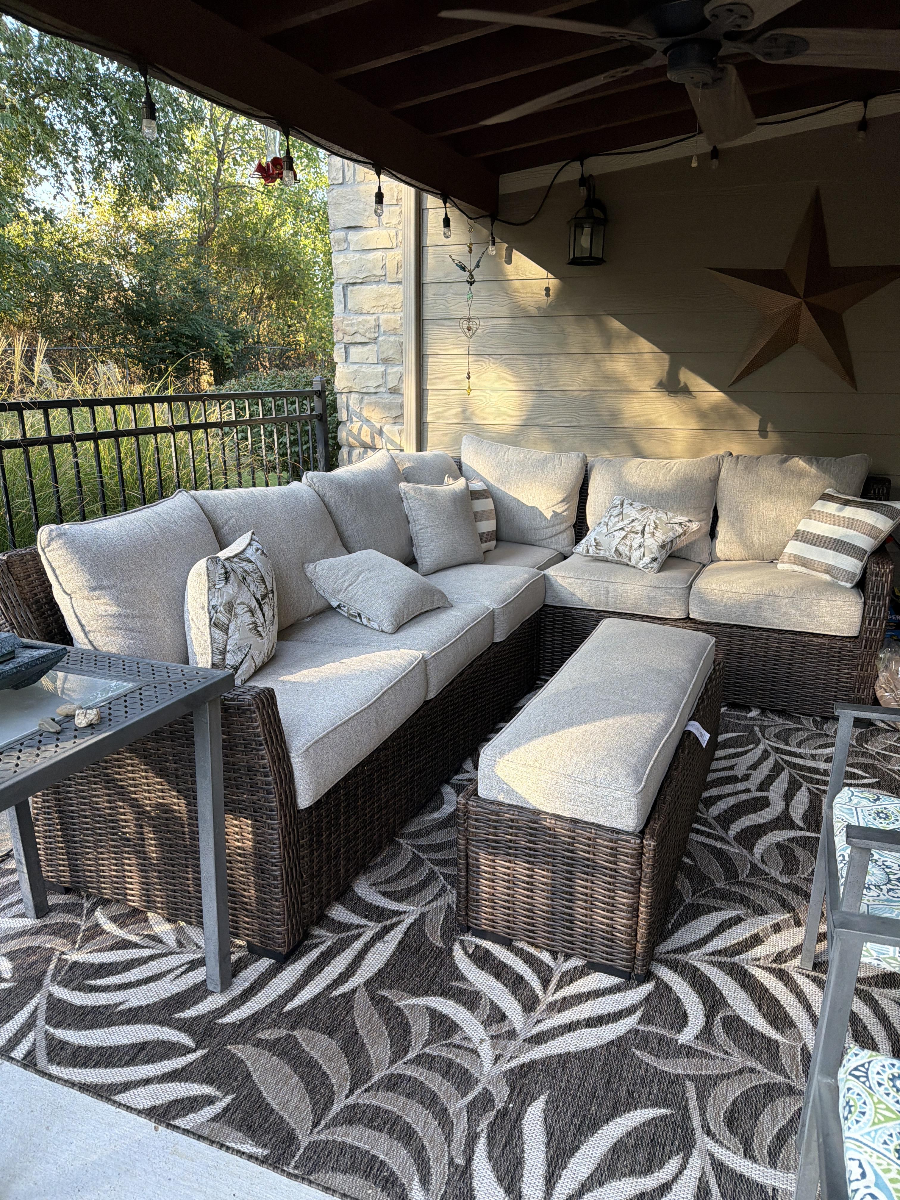 Brook Ranch Outdoor Sectional Set with Lounge Chair and Coffee