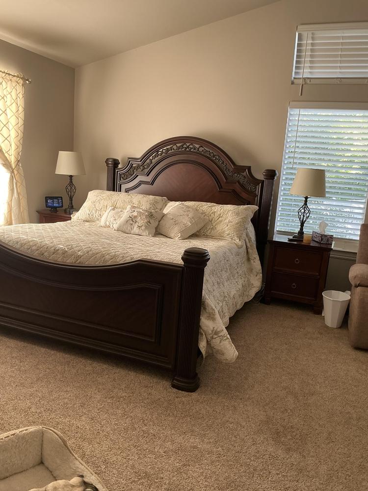 Lavinton King/California King Poster Headboard/Footboard Panels