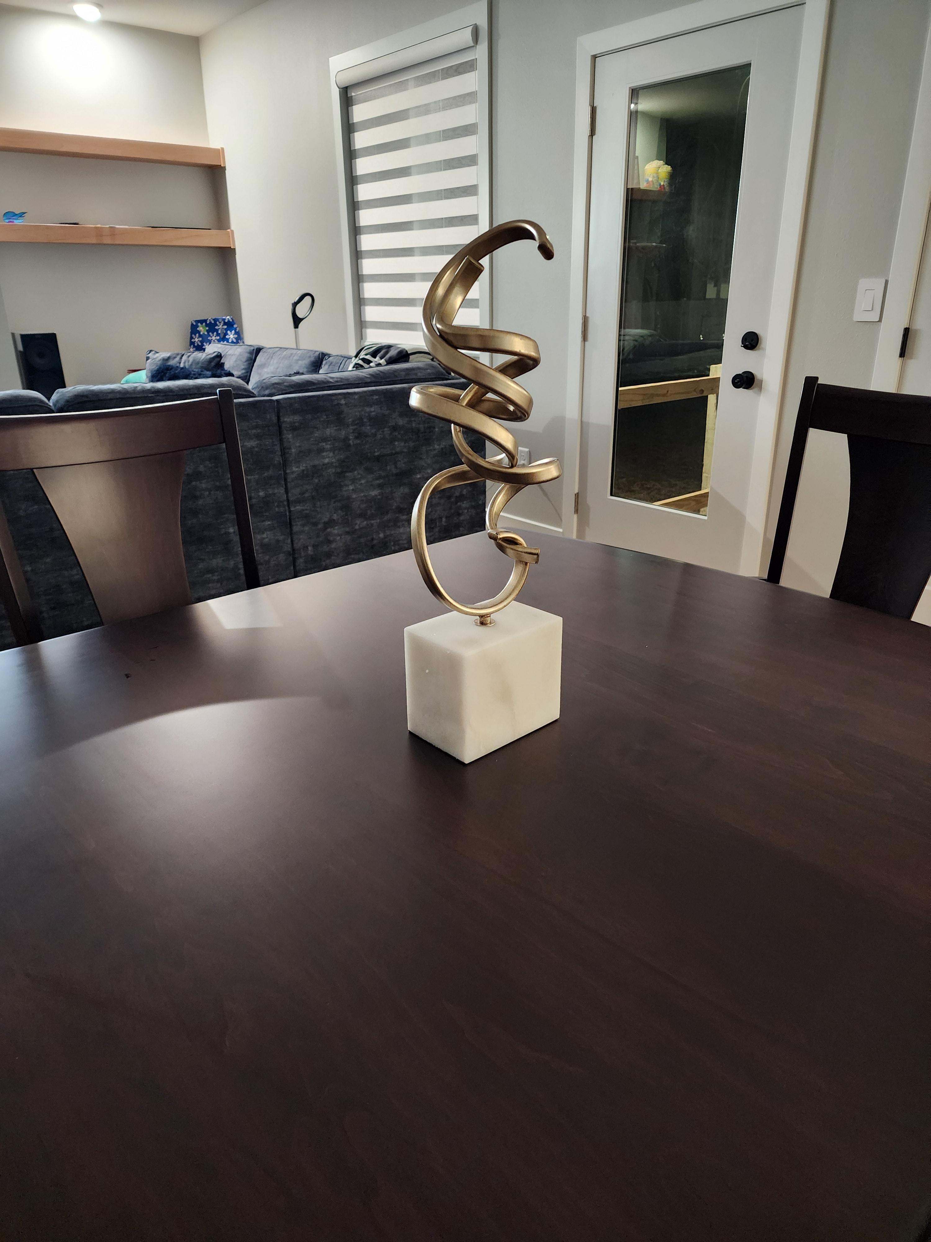 Pallaton Sculpture | Ashley