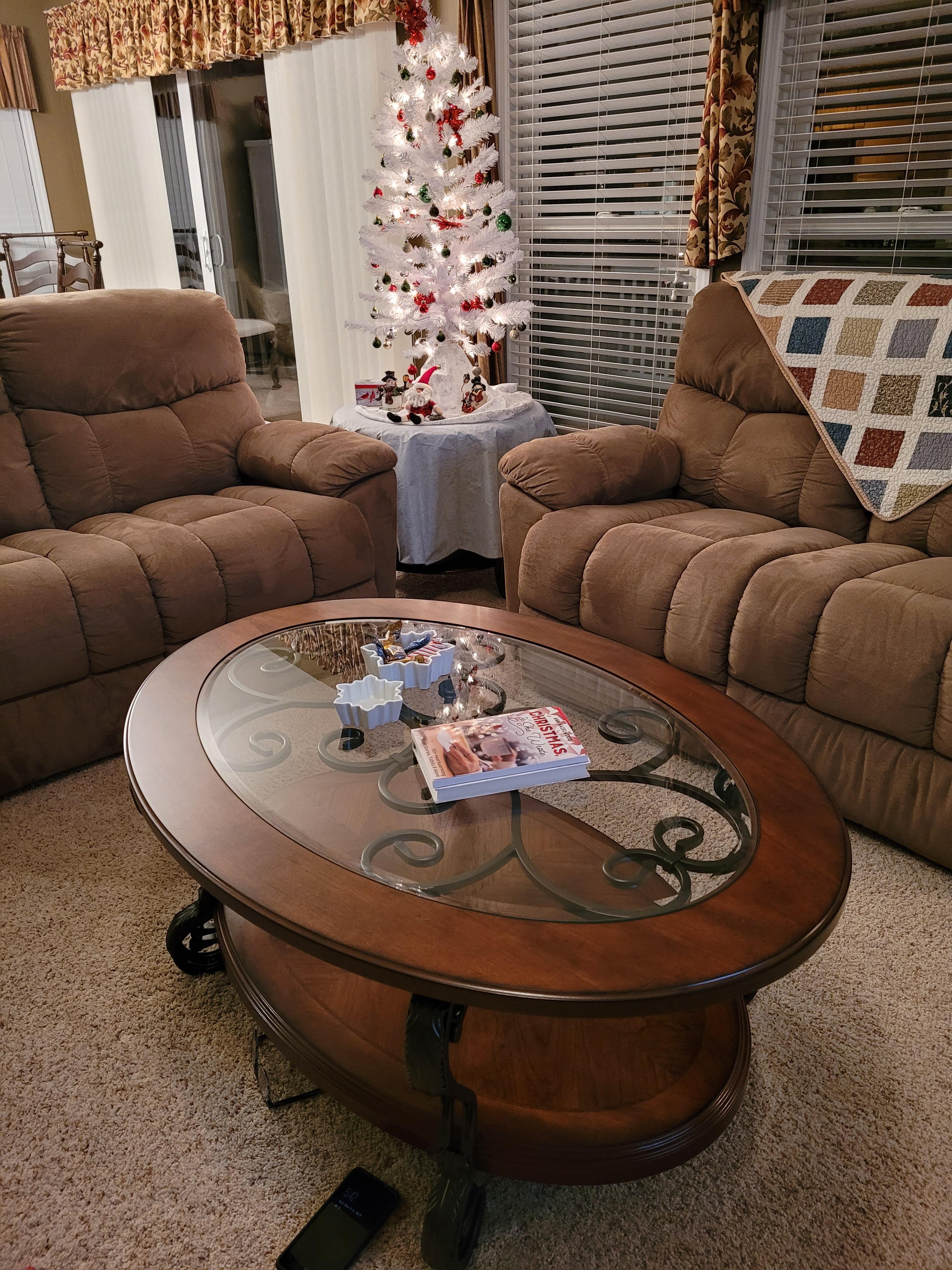 Nestor Coffee Table | Ashley