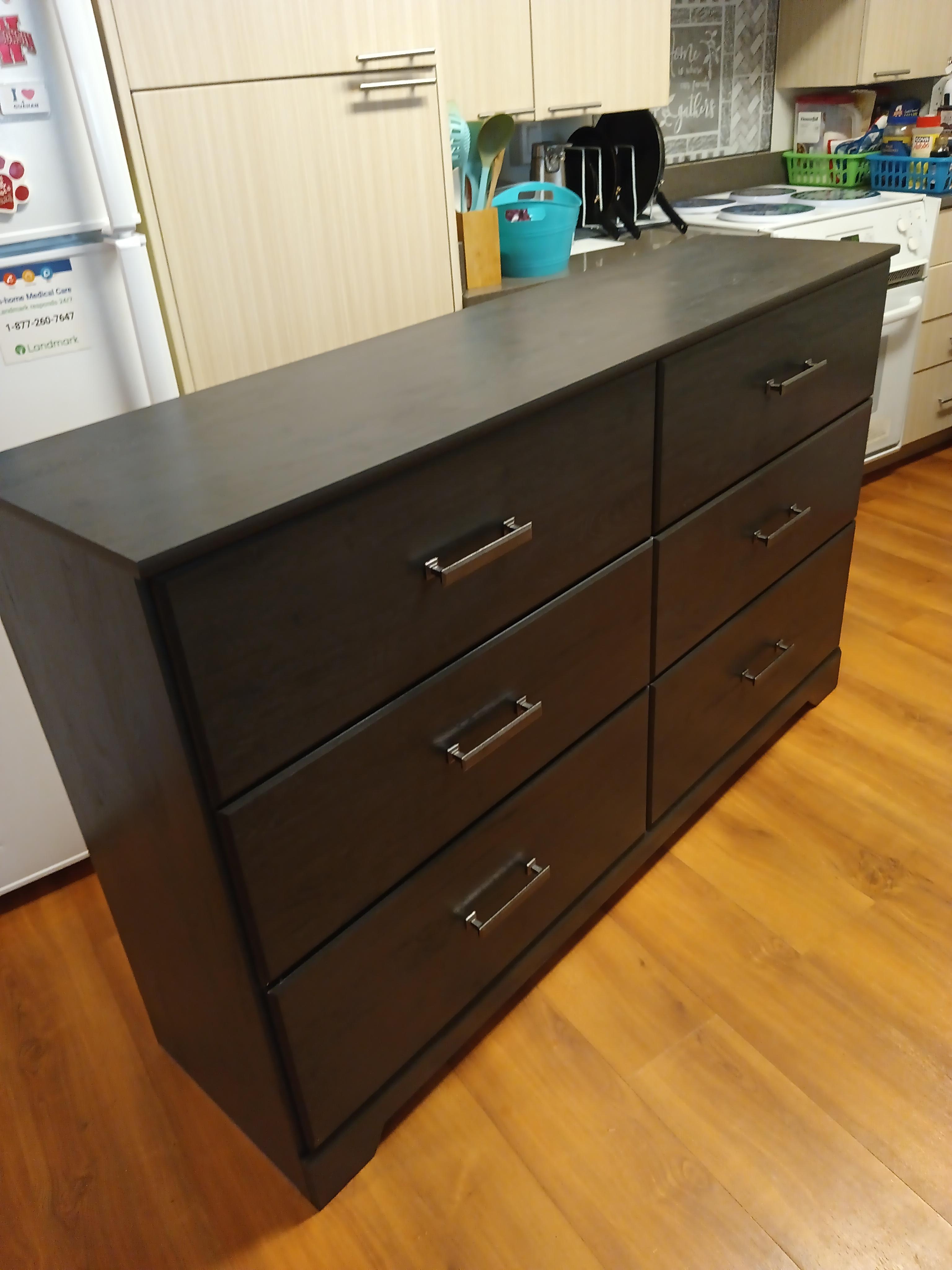 Belachime 6 Drawer Dresser