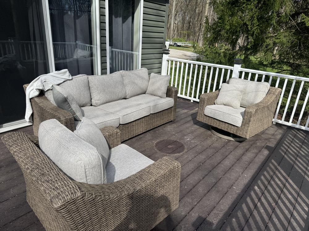 Revare Beach Outdoor Swivel Lounge Chair | Ashley