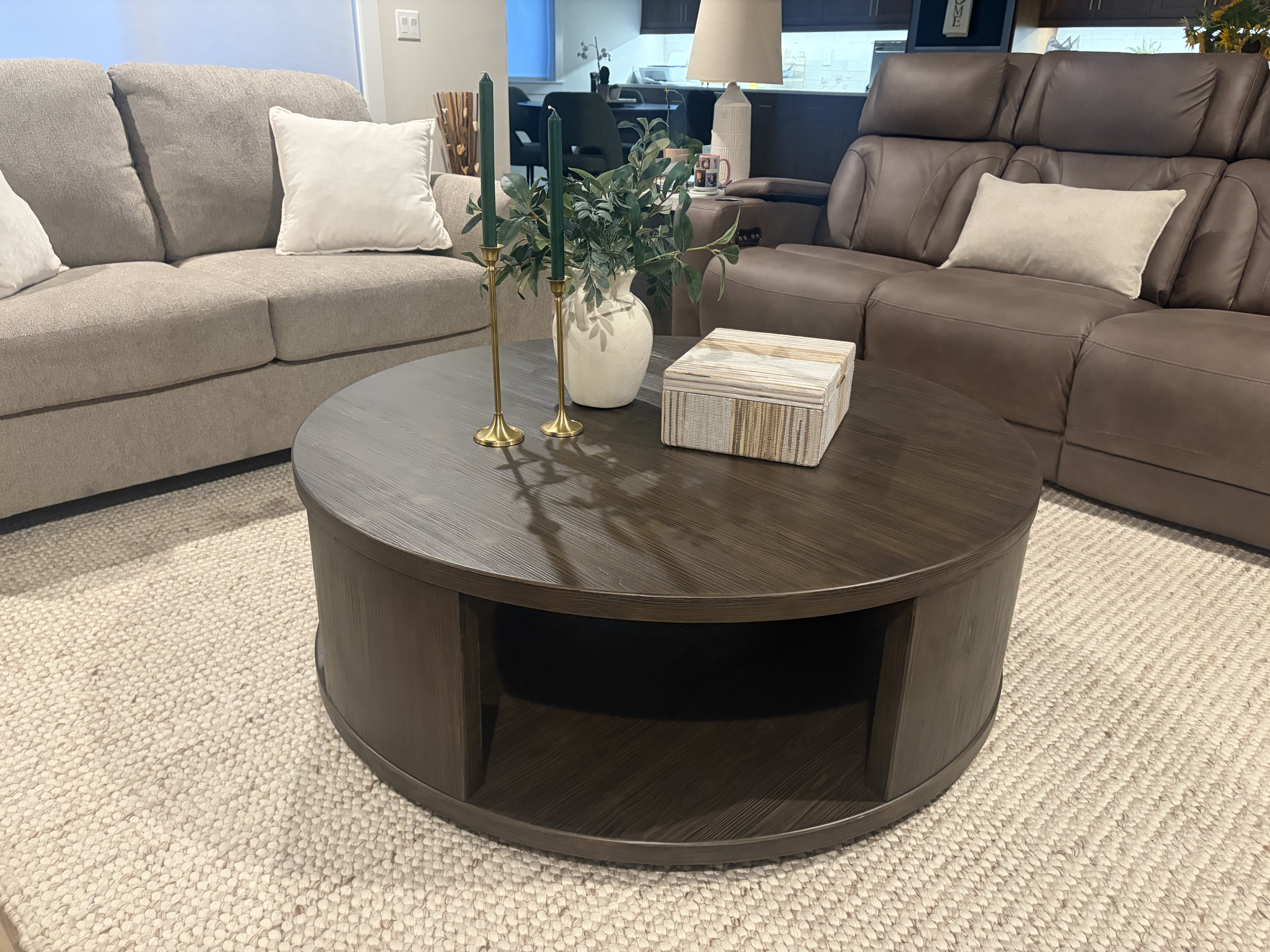 Ashley Luxe Neo Round Coffee Table | Ashley