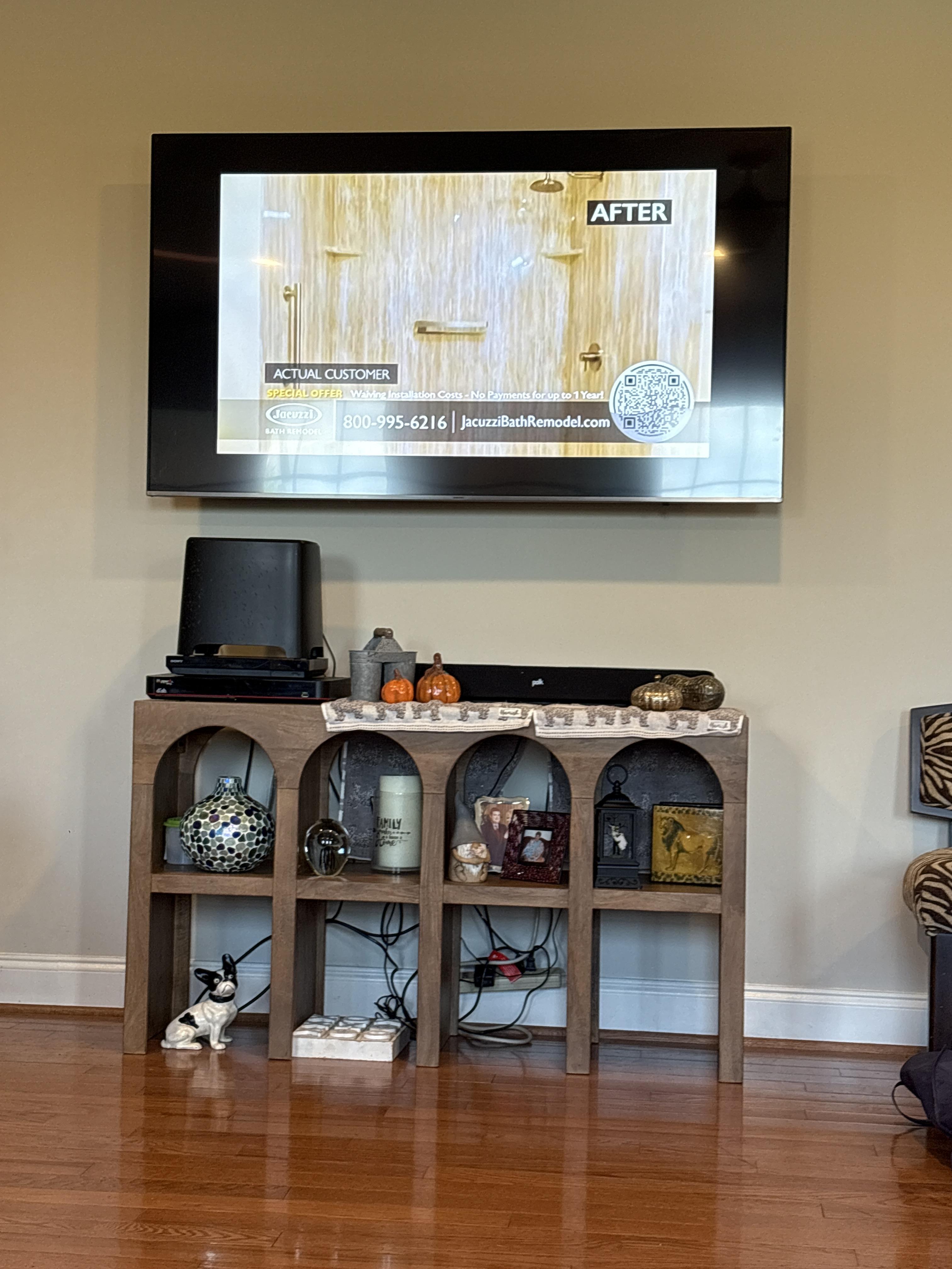 Luzmanacy Console Sofa Table | Ashley