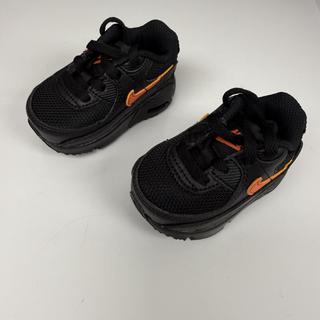 Submitted by Baby shoes