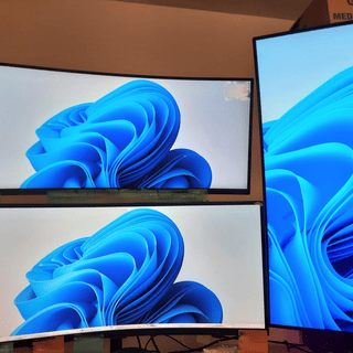 I used this device to add a third screen to my work setup, works great for a single 3440x1440 screen