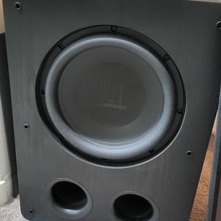 Front view of the M12 V2 / left side