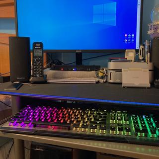 Blackbird 4x1 KVM switch connecting 2 Dell towers and a Mac Mini to one Roccat keyboard and mouse
