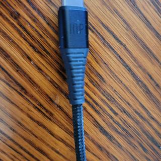 Works great to charge my S21 5G.  No issues so far