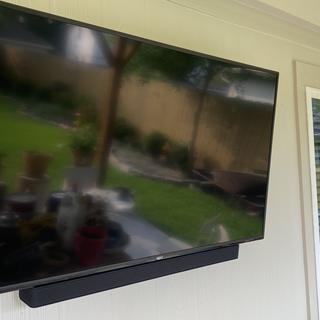 Flat Screen Samsung Tv Wall Mount With Soundbar Sanus WSSBM1 Mount