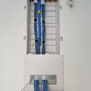 Fully installed in wall with bottom