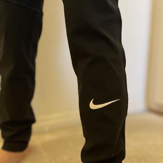 Envoyé par Nike DriFit tights