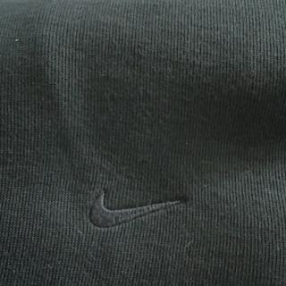 Envoyé par Nike Tech Fleece