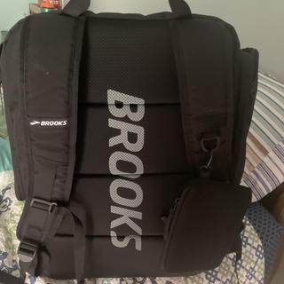 BROOKS、多機能バッグ The SuperPack Backpack | Brooks Running