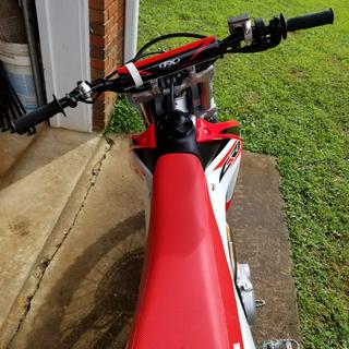 Factory Effex Rockstar Premium 10 Inch Bar Pad | High Density Foam Motorcycle Handlebar Pad | Scratch-Resistant Cover
